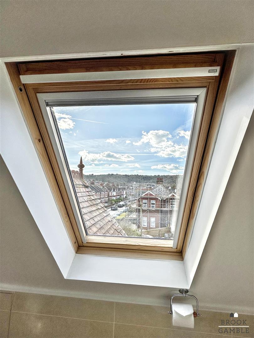 4 Bedroom House. Milton Road in Eastbourne,  28